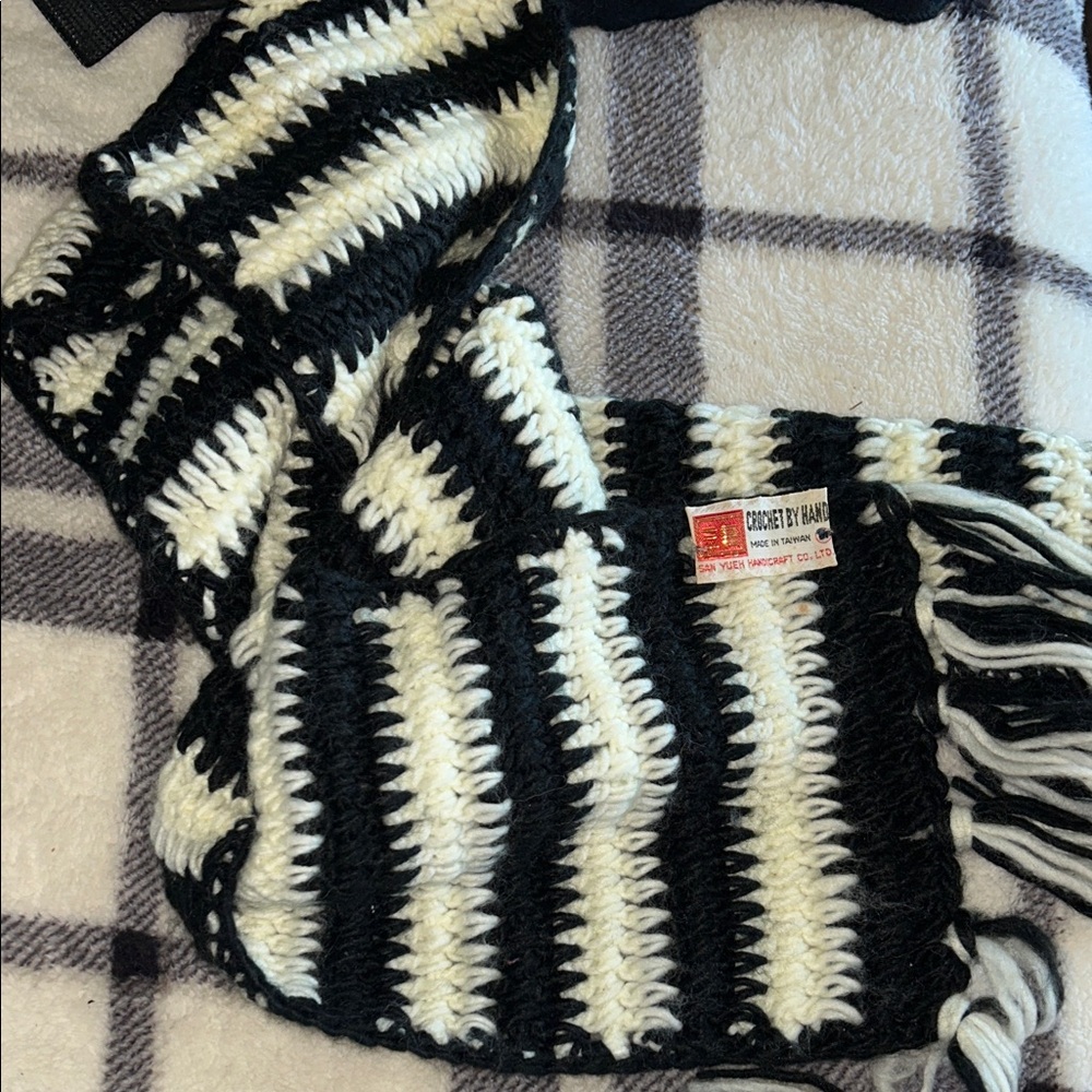 Vintage crochet by hand made in Taiwan Black and White Striped Crochet Scarf
